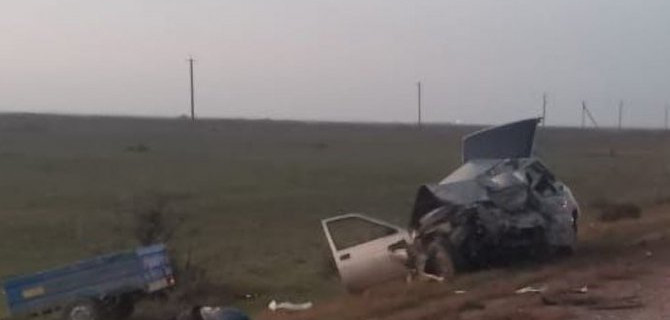 В лобовом столкновении двух ВАЗов на Ставрополье погибли три человека