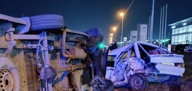 В Ставрополе маршрутка въехала по очереди в три попутные машины, есть пострадавшие