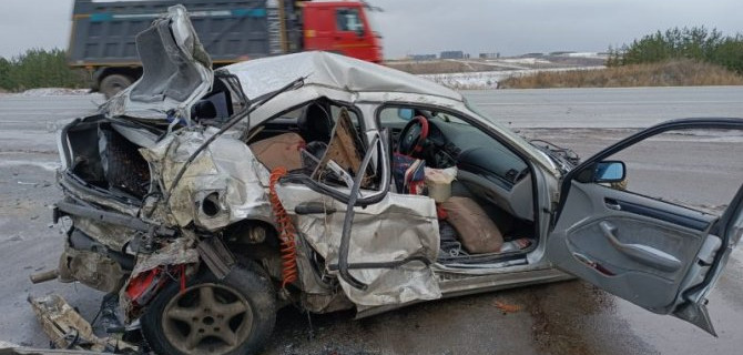 В ДТП на трассе «Волга» в Татарстане пострадала семья с двумя детьми