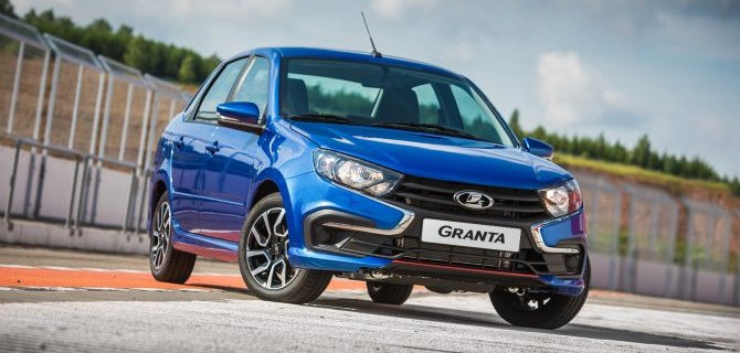«АвтоВАЗ» модернизирует свой седан Lada Granta Drive Active