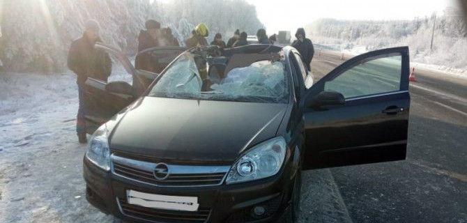 Отлетевшее колесо стало причиной смертельного ДТП на трассе в Чувашии