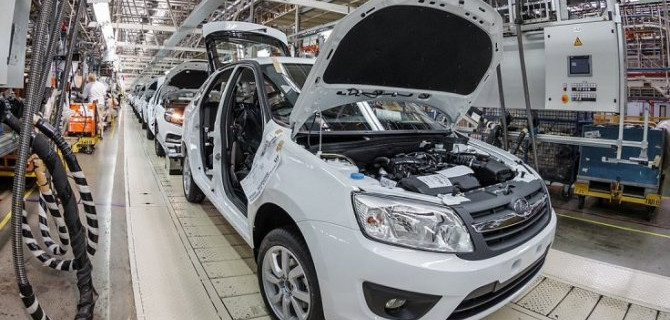 На «АвтоВАЗе» идёт спешное доукомплектование автомобилей Lada Granta
