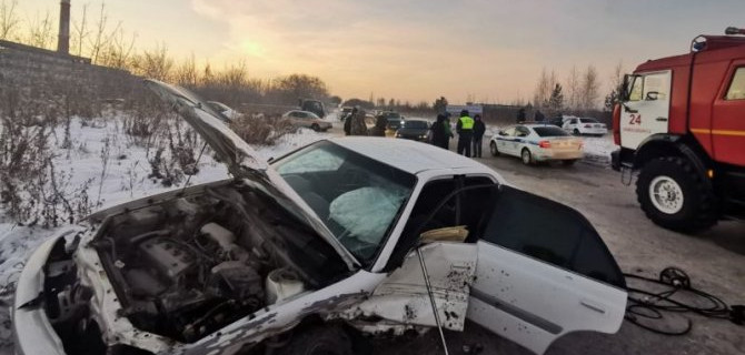 В Новосибирске столкнулись две «Тойоты», один человек погиб