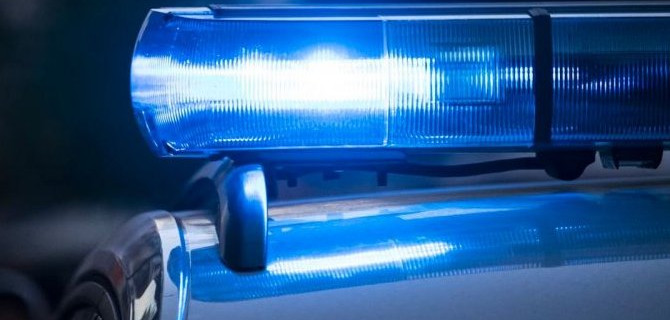 В Екатеринбурге под колеса грузовика попала 2-летняя девочка