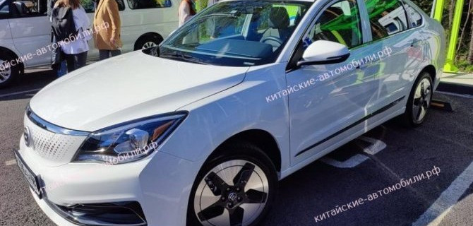 В России скоро появится первый таксопарк, состоящий из электромобилей