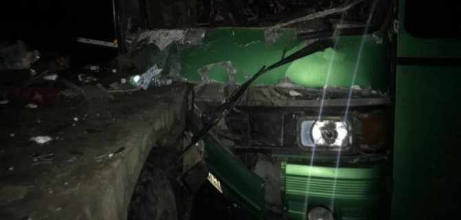 В Воронежской области автобус врезался в грузовик, пострадали 8 пассажиров