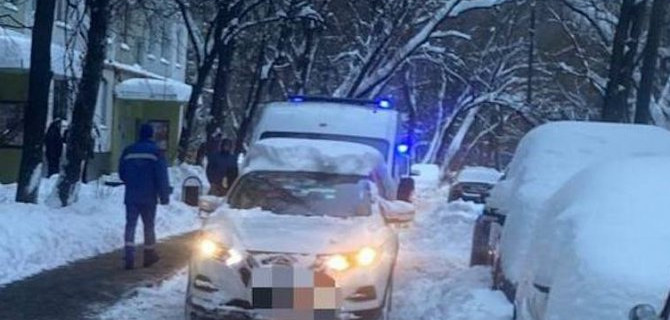 На востоке Москвы иномарка, двигаясь задним ходом, насмерть сбила пенсионерку