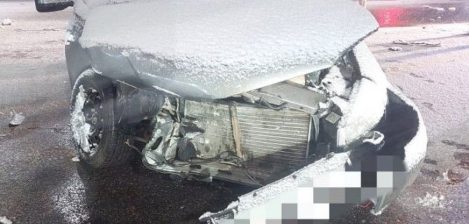 В массовом ДТП в Минеральных Водах серьезно пострадал водитель