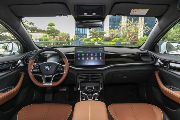 В России впервые появились гибридомобили фирмы BYD бид дм 4