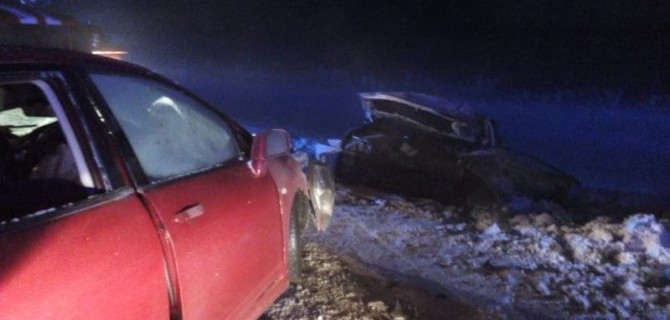 В Новосибирской области столкнулись «Ниссан» и «Тойота», один человек погиб, пострадали пятеро, в том числе ребенок