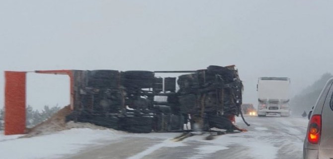 В ДТП с тремя автомобилями в Нижегородской области погибли два человека
