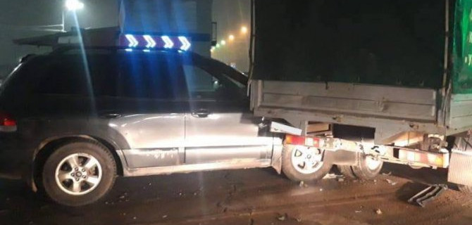 После ДТП с участием трех автомобилей в Омской области медпомощь потребовалась 4-летнему ребенку