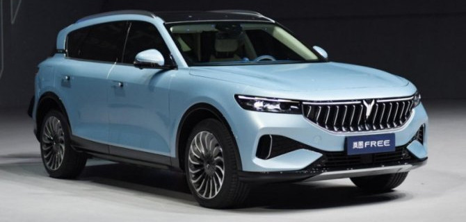 В России начались продажи электрокроссоверов Voyah Free