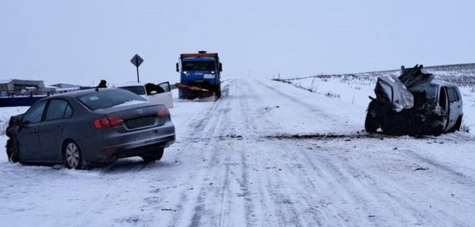 Один человек погиб, двое пострадали в ДТП на трассе в Татарстане