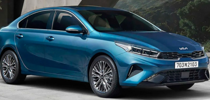 Начались российские продажи седанов KIA K3