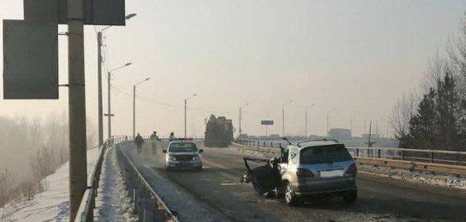 После ДТП на путепроводе в Канске медицинская помощь потребовалась четверым, в том числе ребенку