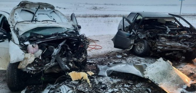В ДТП на трассе "Волга" в Башкирии погибли два человека