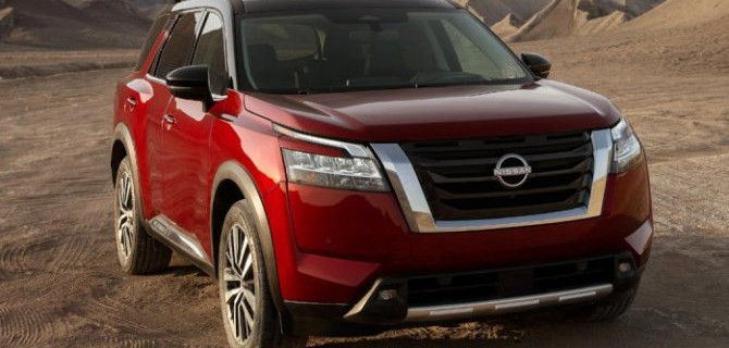 Начались российские продажи кроссоверов Nissan Pathfinder