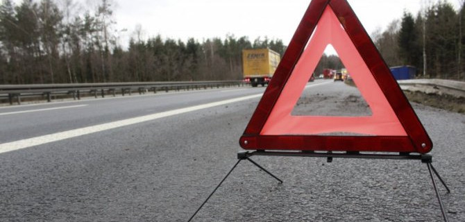 На Ставрополье КамАЗ с кукурузой столкнулся с «Ладой», пострадала женщина. Со слов водителя, у грузовика отказали тормоза