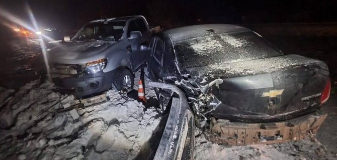 В массовом ДТП в Иркутском районе пострадали три человека. Предполагаемый виновник скрылся