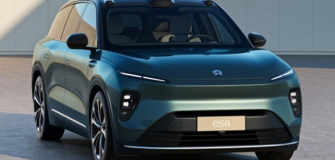 В нашей стране появились мощные и быстрые электрокроссоверы китайской фирмы NIO