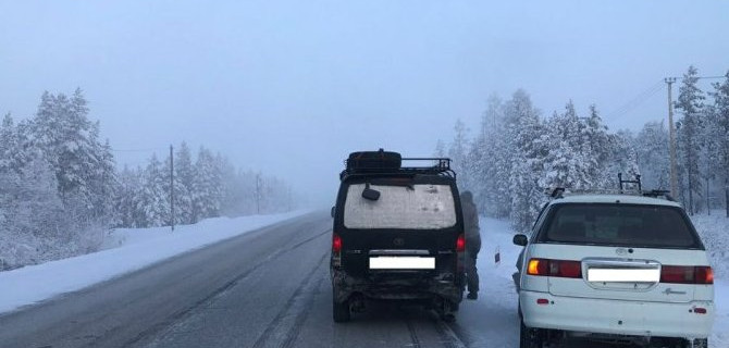 В Якутии столкнулись две «Тойоты», пострадали 4 человека. Причиной мог стать туман