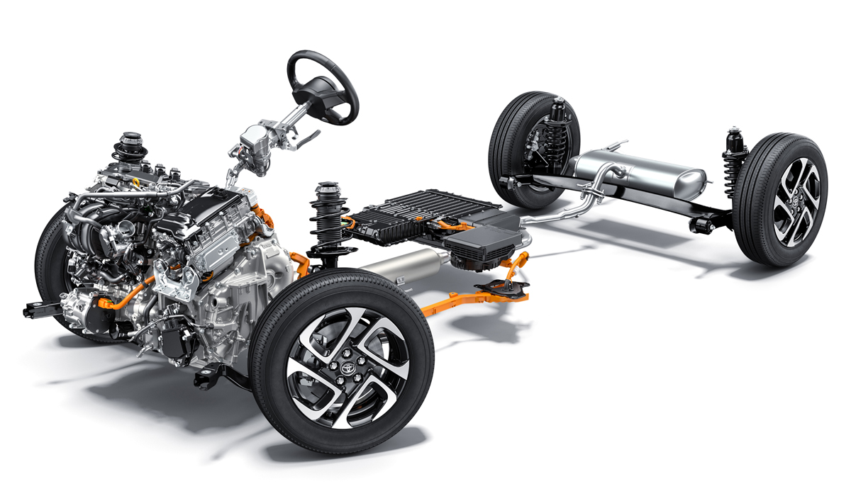 В России начались продажи праворульных компакт-вэнов Toyota Sienta тойота 5