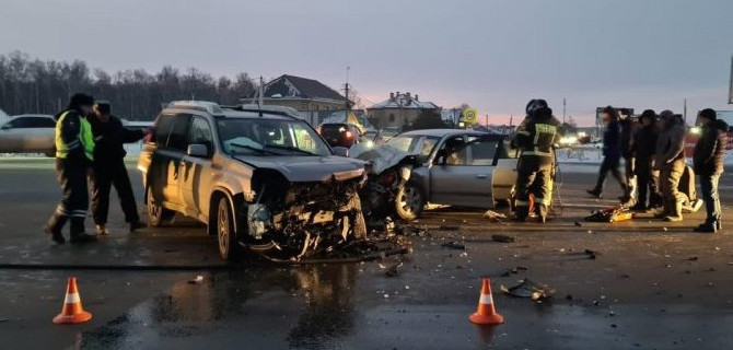 Водитель и два пассажира пострадали в ДТП в Челябинской области