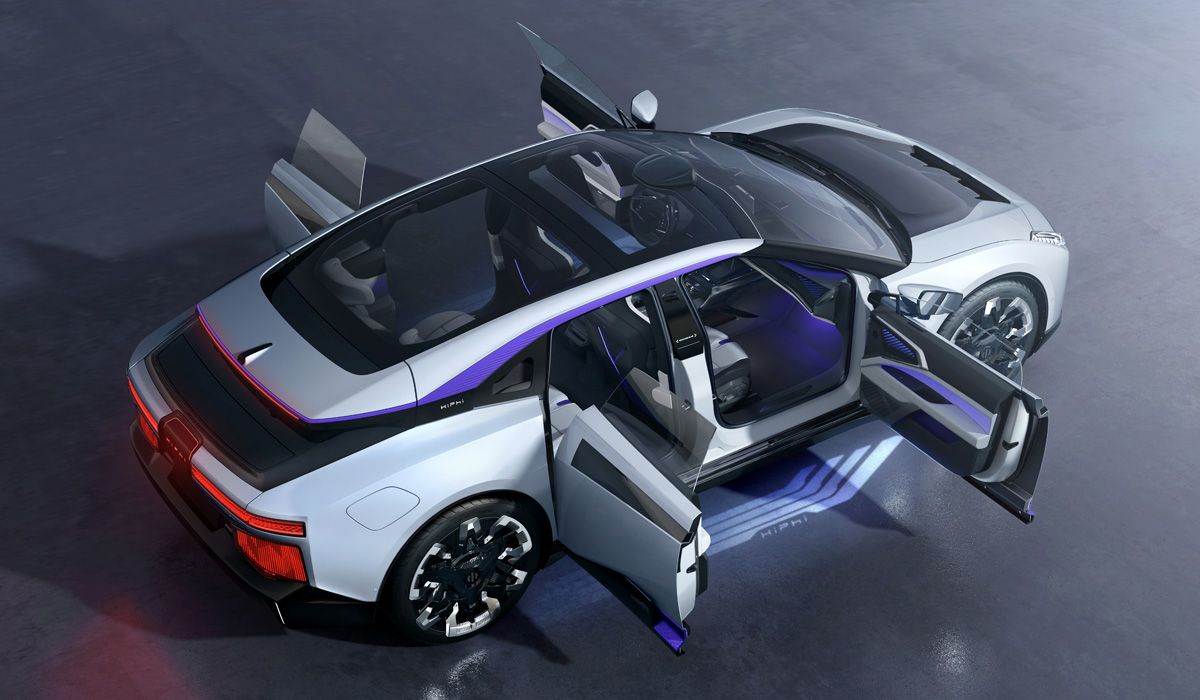 Электроседан HiPhi Z: «космический» дизайн, высокая мощность и сплошной хай-тек хифи 4