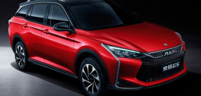 В России появился китайский аналог универсала Lada Largus