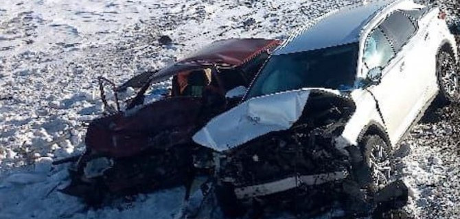 «Лексус» и ВАЗ столнулись в Башкирии, погибла женщина