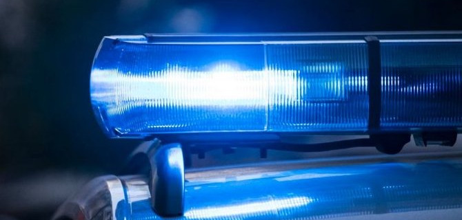 Такси врезалось в стоящие «ГАЗели» на Ленинградском шоссе в Москве, один человек погиб