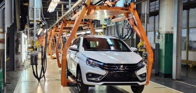 Автомобили Lada Vesta NG получат электроусилитель руля российского производства