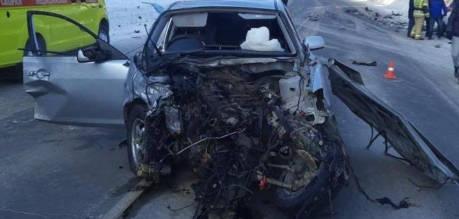 В Томской области столкнулись две иномарки, погибла автомобилистка