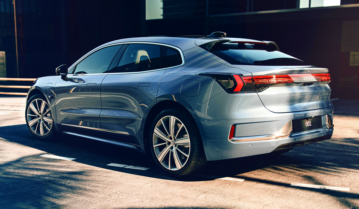 В России скоро появится очередная «зелёная» новинка от Geely зеекр 2