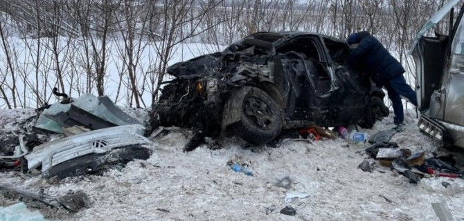 Два человека погибли, четверо пострадали в ДТП в Самарской области