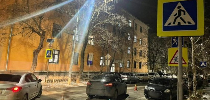 В Симферополе иномарка на переходе сбила пятилетнюю девочку