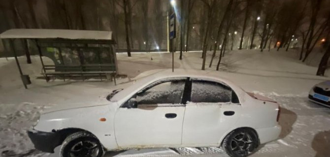 В Воронеже «Шевроле» врезался в опору освещения, пострадали четверо, в том числе ребенок