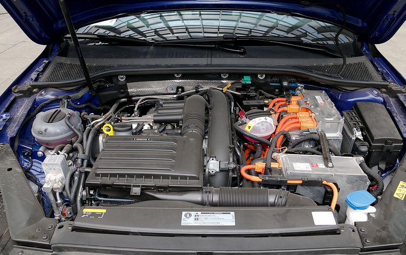 На «сером» авторынке появилась очередная новинка от Volkswagen фолькс 5