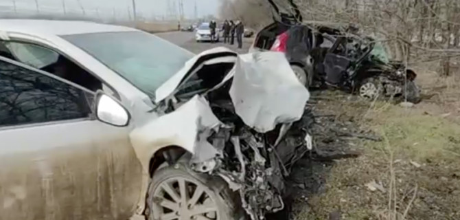 Три человека погибли в результате лобового ДТП в Пятигорске