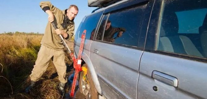 Правила выбора реечного домкрата: критерии и рекомендации