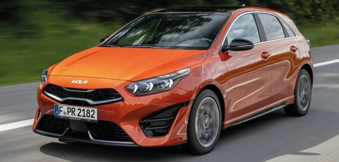 На наш авторынок вернулись хэтчбеки KIA Ceed