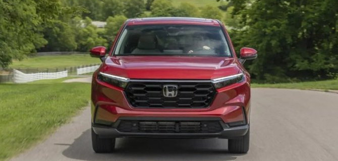 В нашей стране начали продаваться кроссоверы Honda CR-V нового поколения