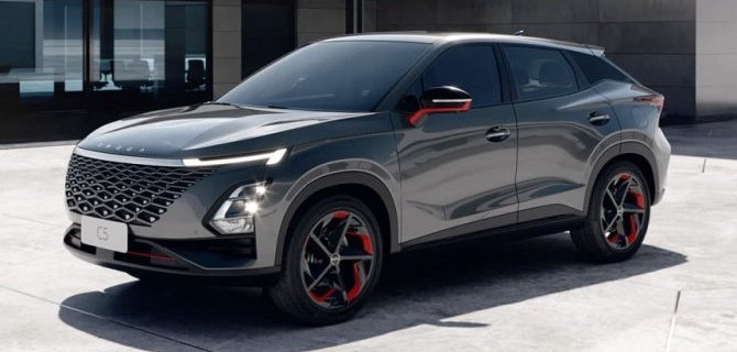 В России появилась новая модификация кроссовера Omoda C5