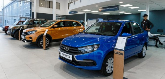 В Госдуме предложили запретить продажу автомобилей дороже рекомендованных производителями цен