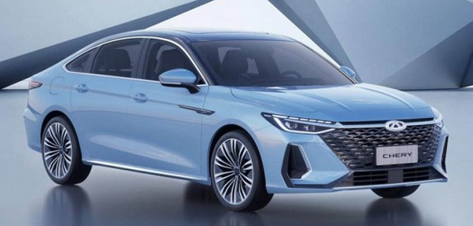 В Москве представлена российская версия седана Chery Arrizo 8