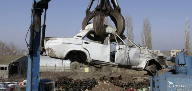 В нашей стране предложено возобновить программу утилизации автомобилей