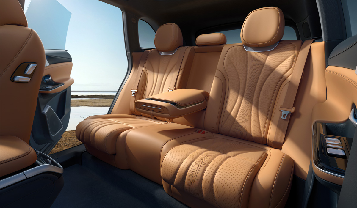 Начались российские продажи премиальных электрокроссоверов Xpeng G9 хпенг 7