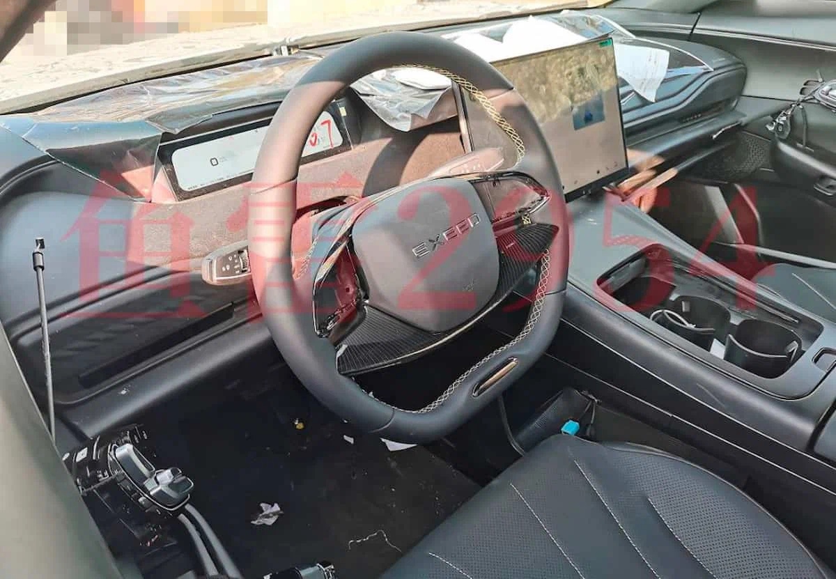 В Россию привезут первый электромобиль марки Exeed эксид 6