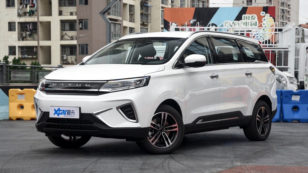 Стало известно, какие машины марки Dayun появятся в России первыми даиун 1